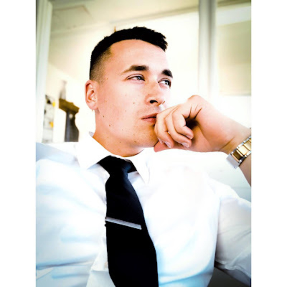 Meet your Posher, Sage